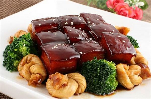 立秋习俗吃什么 以肉贴秋膘